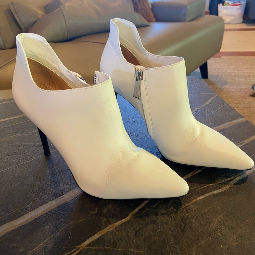 Michael Kors Cream leather heels - SOLD